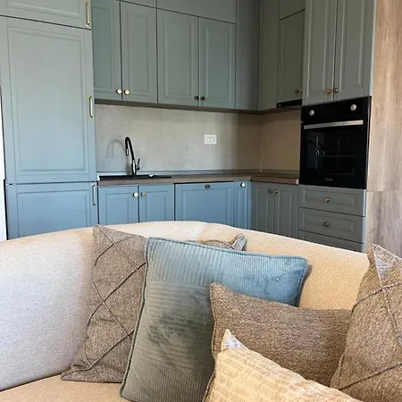 Plava Zvezda Centar Free Garage *